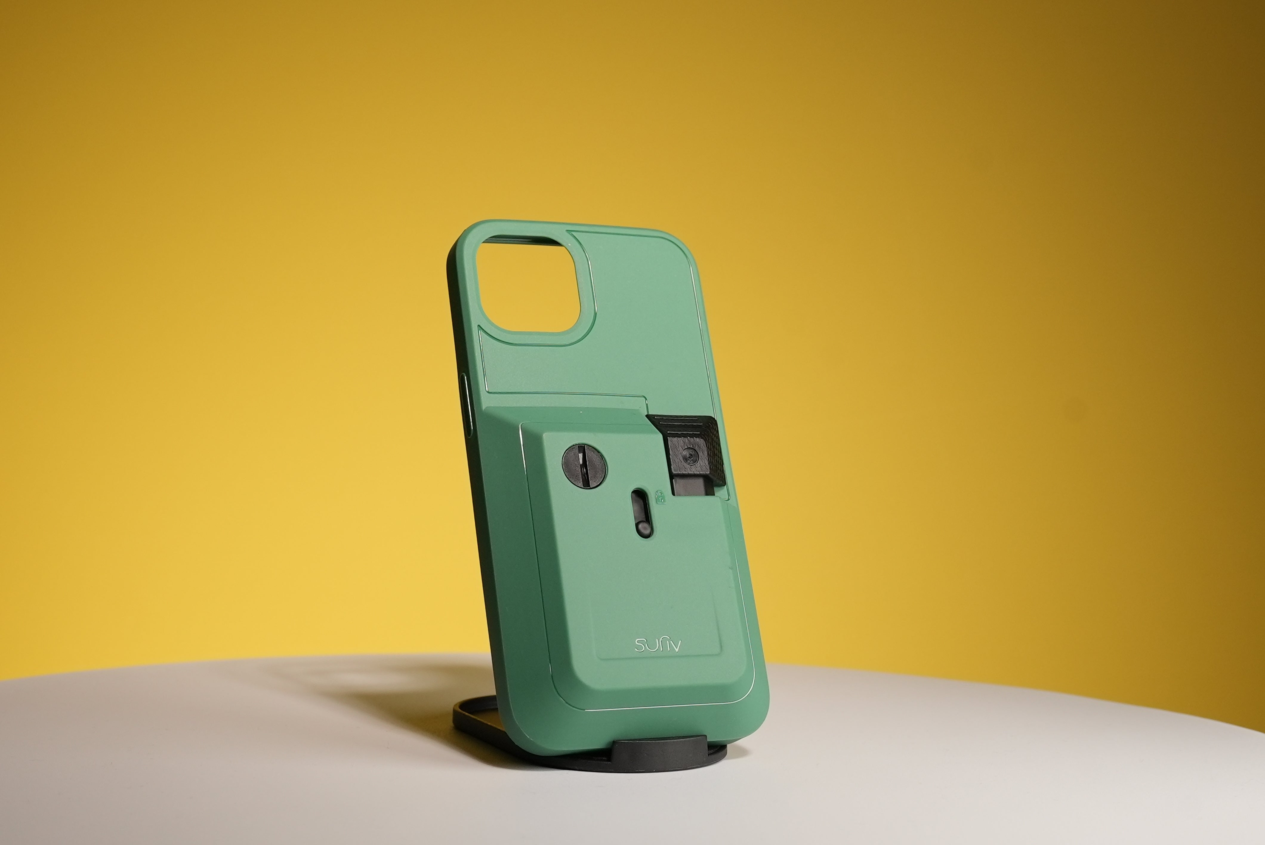 iPhone 15 SURIV Spray Case